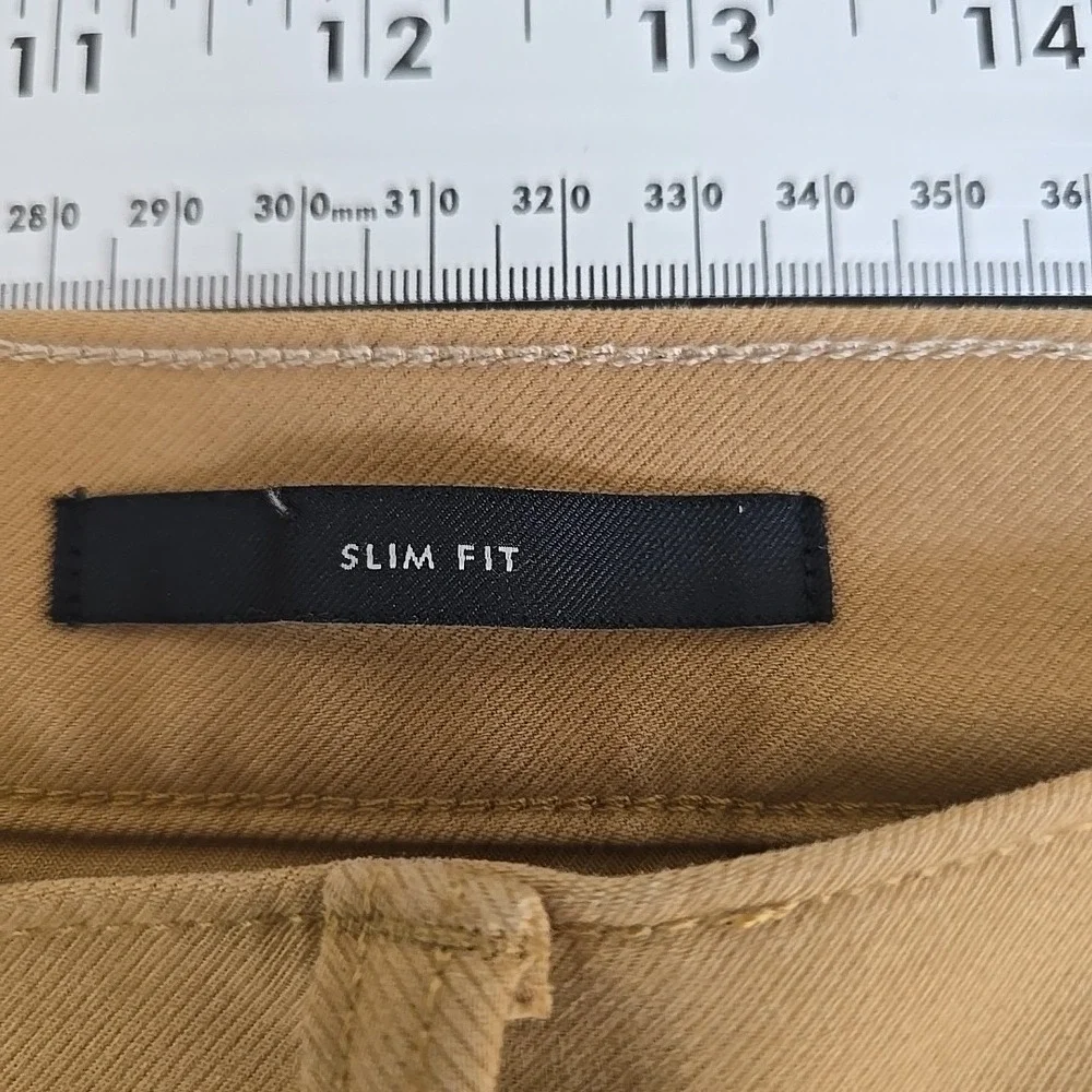 Banana Republic Traveler Pants Mens 34x30 Brown Slim Fit Casual Preppy Classic